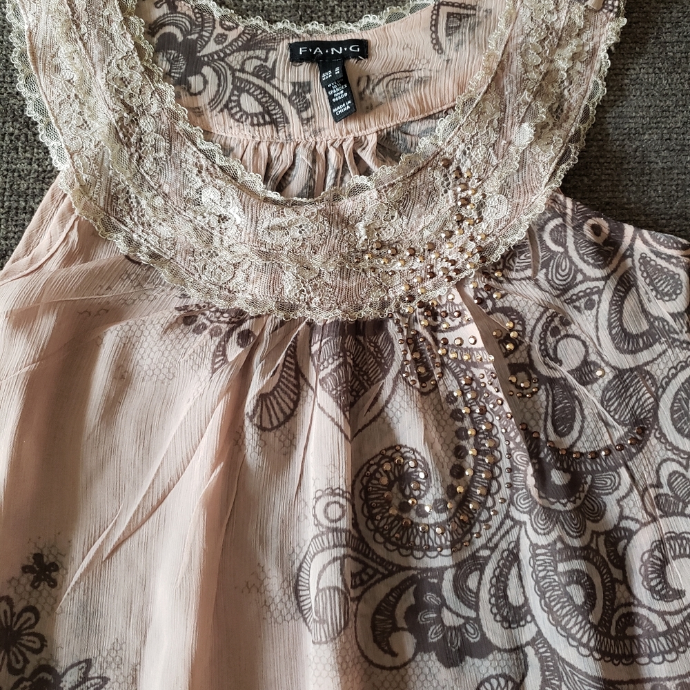 Blouse - Picture 2 of 5